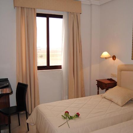 Hotel Cristina-Enea à Valdeganga Chambre photo