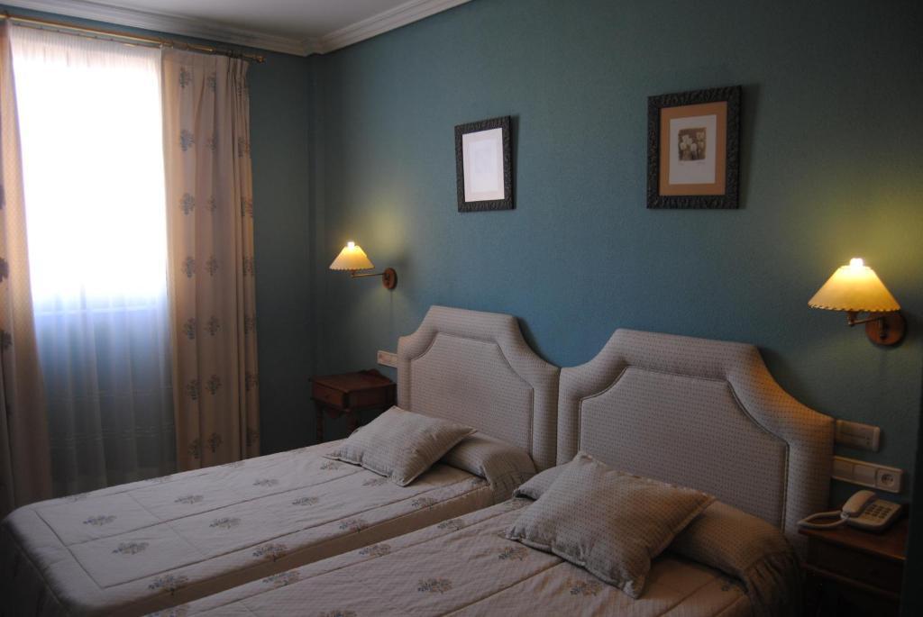 Hotel Cristina-Enea à Valdeganga Chambre photo